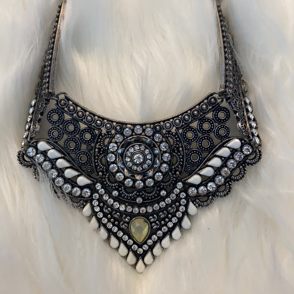 3-Part Rhinestone Necklace - Picture 4 of 5